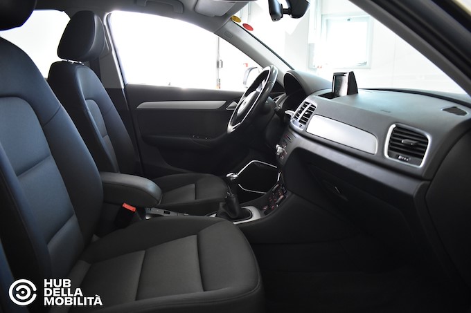 AUDI Q3 2.0 TDI 150 CV Business